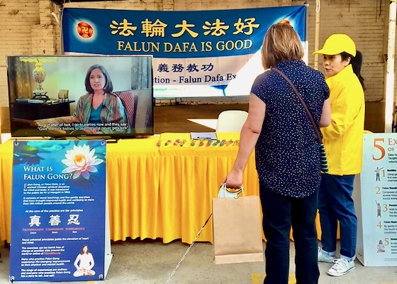 Image for article Sydney: Ludzie chwalą Falun Dafa za czyste, podnoszące na duchu pole energii