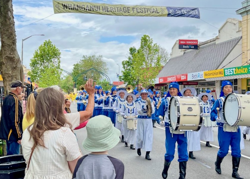 Image for article Nowa Zelandia: Przedstawiamy Falun Dafa na Festiwalu Dziedzictwa w Whanganui