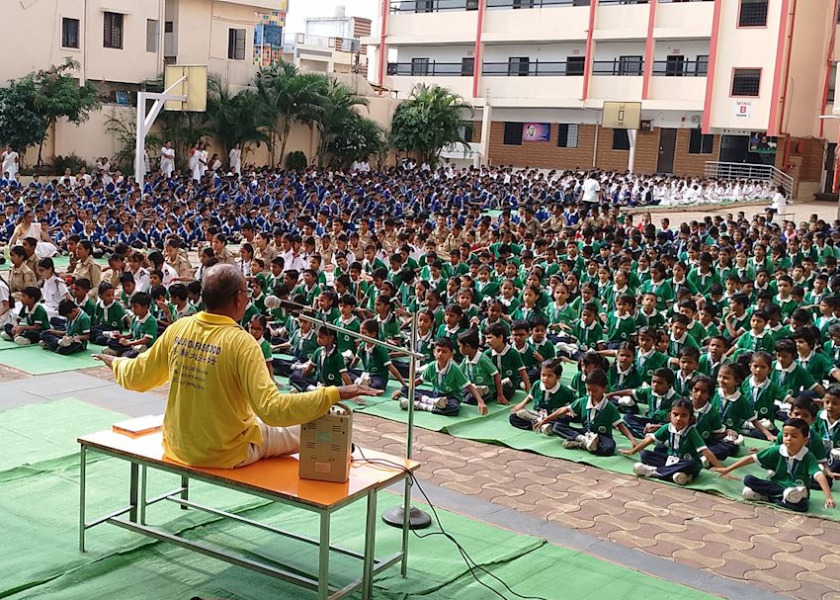 Image for article Szkoły w Indiach przyjmują Falun Dafa