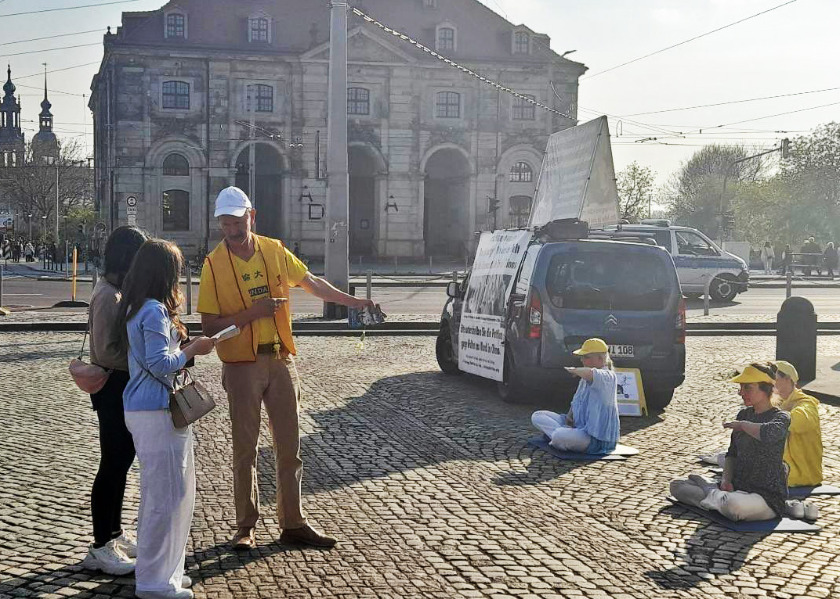 Image for article Niemcy: Dwa wiece wzywają do zakończenia prześladowań Falun Dafa kierowanych przez Komunistyczną Partię Chin
