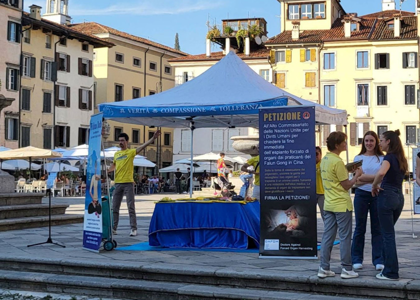 Image for article Włochy: Przedstawienie Falun Dafa w Udine