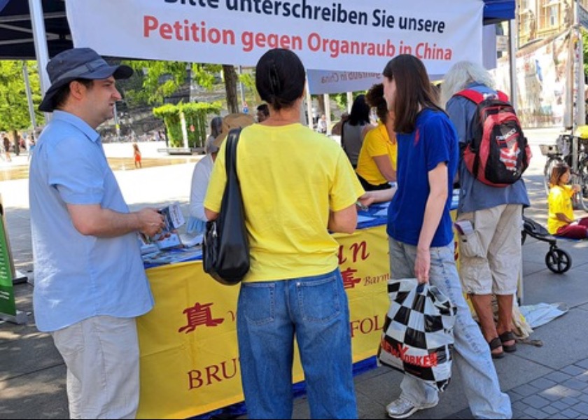 Image for article Niemcy: Dzień informacyjny Falun Dafa we Fryburgu