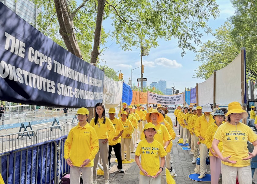Image for article Nowy Jork: Ludzie wyrażają poparcie dla pokojowego apelu praktykujących Falun Gong podczas Zgromadzenia Ogólnego ONZ