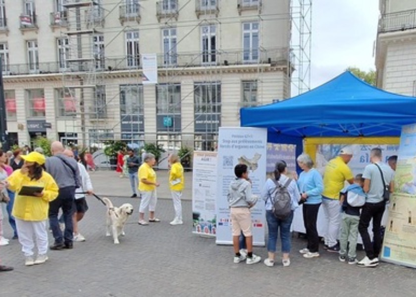 Image for article Mieszkańcy trzech francuskich miast z zadowoleniem przyjmują akcje informacyjne praktykujących Falun Dafa