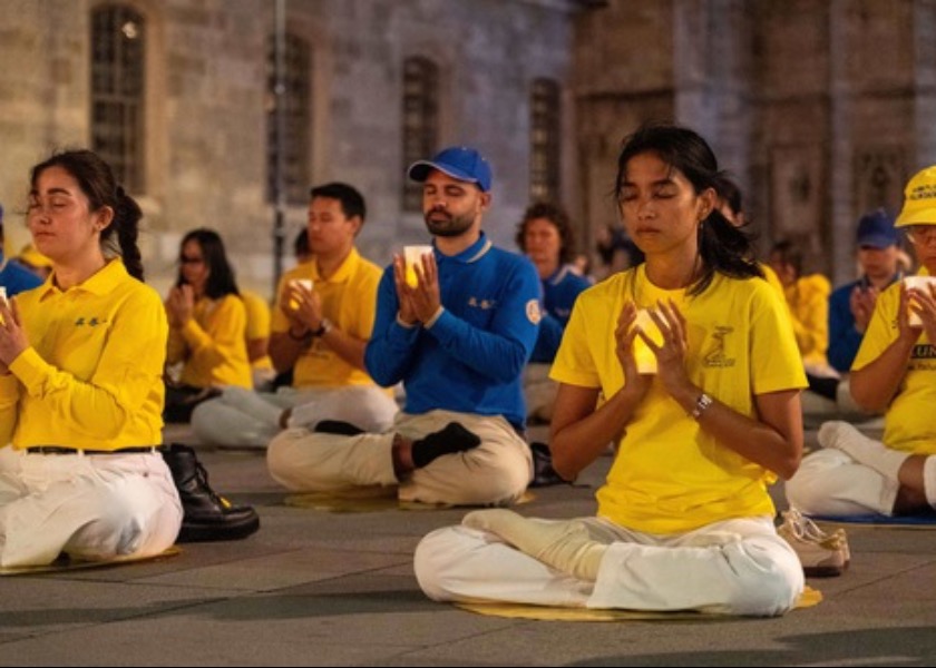 Image for article Austria: Ludzie wspierają Falun Gong podczas działań podnoszących świadomość na temat prześladowań