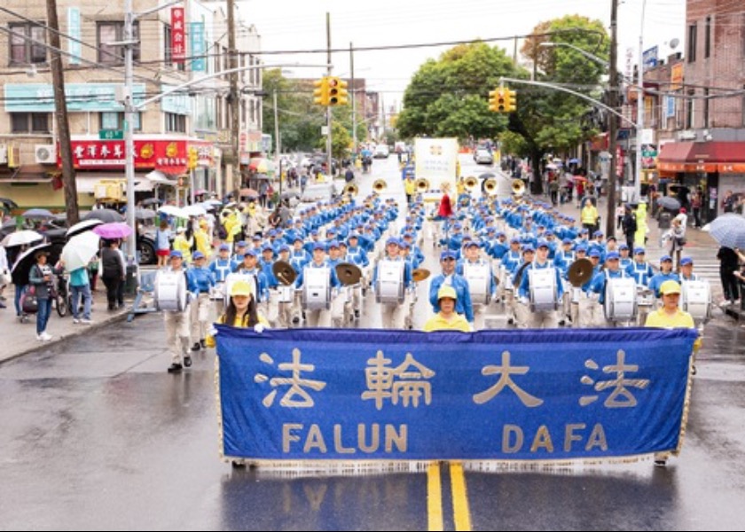 Image for article Nowy Jork: Wielka parada na Brooklynie ma na celu podziękowanie Izbie Reprezentantów USA za uchwalenie Ustawy o ochronie Falun Gong