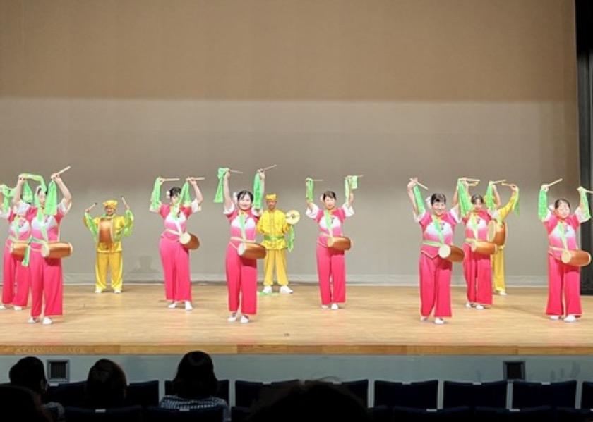 Image for article Japonia: Ludzie dowiadują się o Falun Dafa podczas wydarzenia w centrum kulturalnym