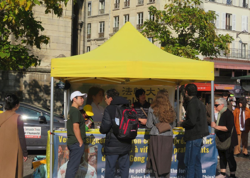 Image for article Paryż, Francja: Społeczeństwo potępia prześladowania Falun Dafa przez Komunistyczną Partię Chin