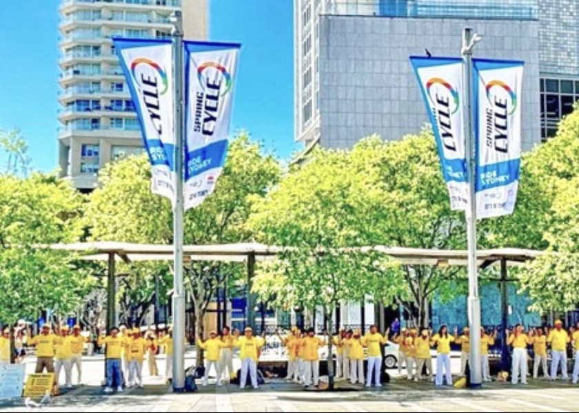 Image for article Australia: Ludzie chwalą Falun Dafa i wspierają praktykujących podczas wydarzenia w Sydney