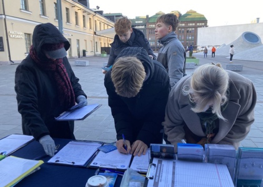 Image for article Mieszkańcy Helsinek podpisują petycję potępiającą prześladowania w Chinach