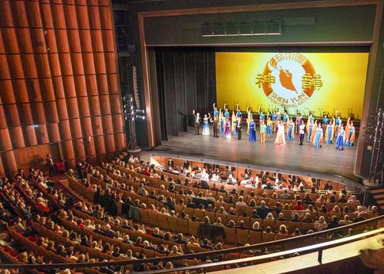 Image for article Shen Yun występuje na trzech kontynentach podczas Chińskiego Nowego Roku: „Ważne dla całego świata”