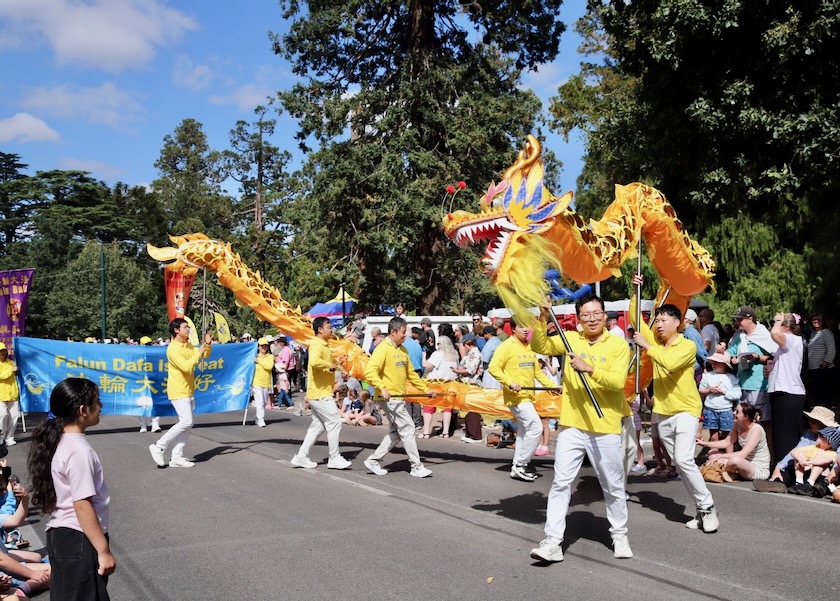 Image for article Australia: Falun Dafa docenione podczas festiwalu begonii w Ballarat