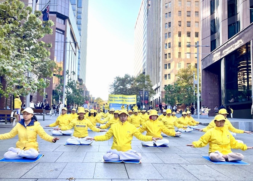 Image for article Sydney, Australia: Mówcy potępiają transnarodowe represje KPCh podczas wiecu upamiętniającego pokojowy apel z 25 kwietnia