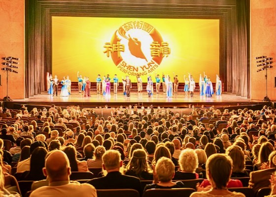 Image for article Shen Yun zachwyca widzów w Ameryce i Europie: „10 na 10”