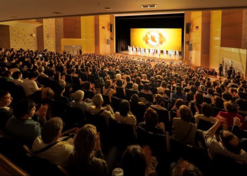 Image for article Japońska publiczność docenia Shen Yun: „Szczyt doskonałości”