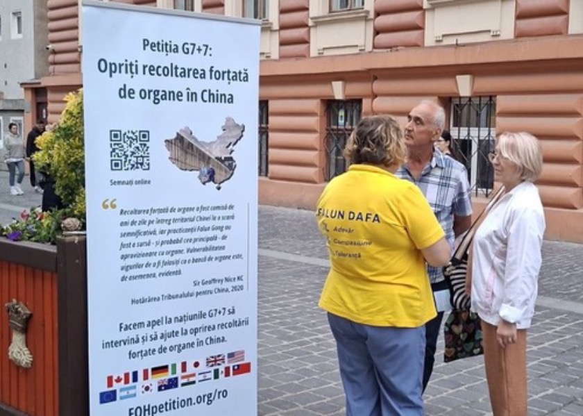 Image for article Braszów, Rumunia: Ludzie chwalą zasady przewodnie Falun Dafa
