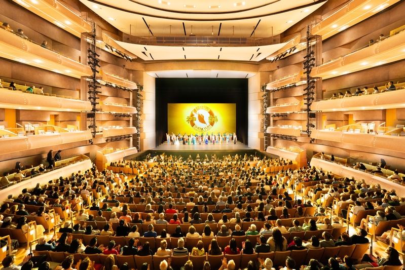 Image for article Shen Yun powraca do Toronto przy wsparciu wybranych przedstawicieli władz: „Stoimy za wami”