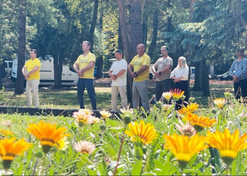 Image for article Ukraina: Ludzie chwalą Falun Dafa podczas Dnia Miasta w Równe