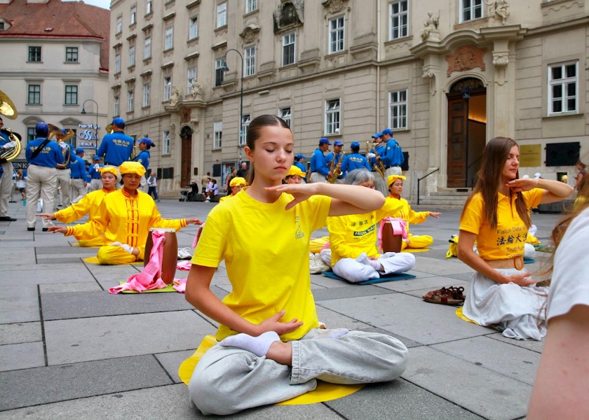 Image for article Dwudniowe wydarzenie Falun Dafa w Wiedniu spotkało się z pozytywnym odbiorem