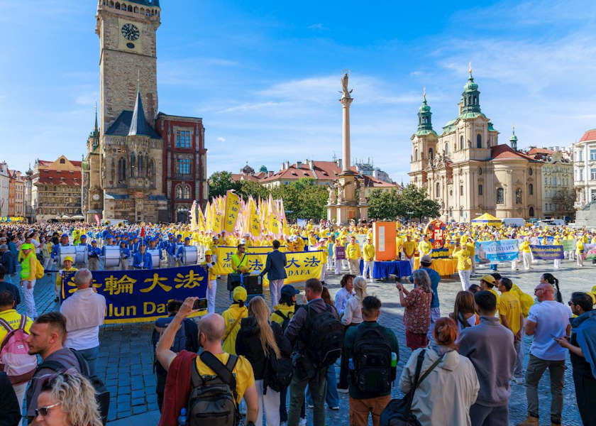 Image for article Praga: Europejscy praktykujący Falun Dafa spotykają się, aby dzielić się doświadczeniami z kultywacji